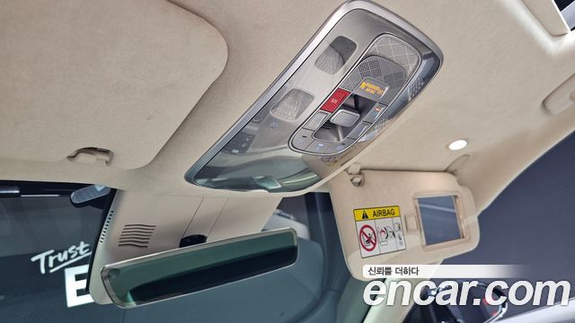 Genesis G80 2025 — photo 32