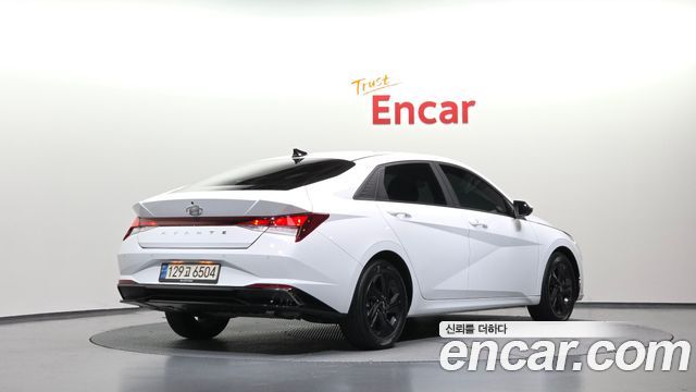 Hyundai AVANTE 2022 — photo 2