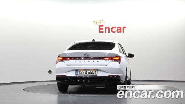 Hyundai AVANTE 2022 — photo 4