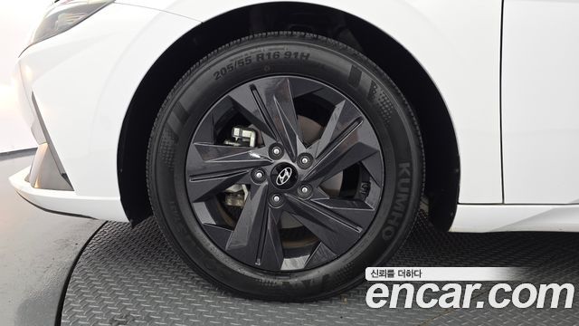 Hyundai AVANTE 2022 — photo 5