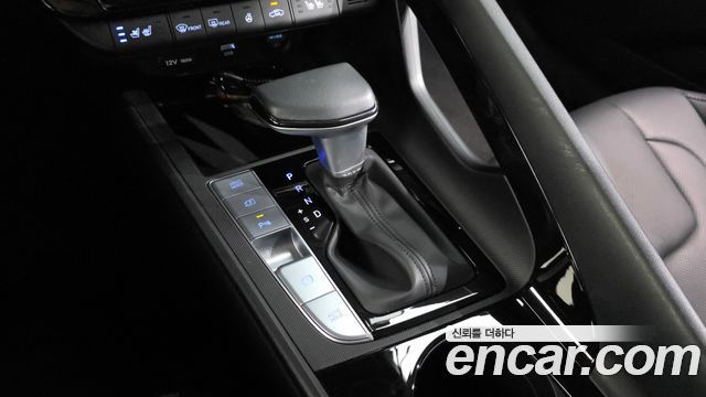 Hyundai AVANTE 2022 — photo 12