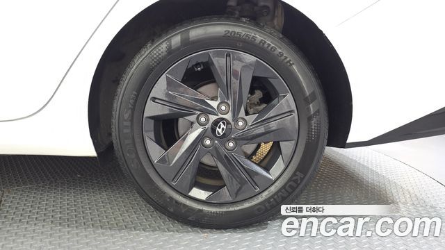 Hyundai AVANTE 2022 — photo 7