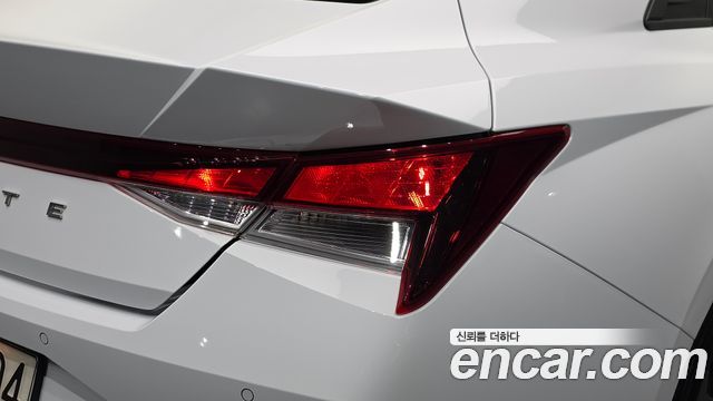 Hyundai AVANTE 2022 — photo 9