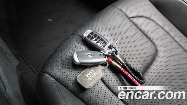 Hyundai AVANTE 2022 — photo 30