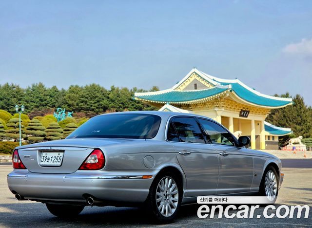 Jaguar XJ 2006 — photo 3