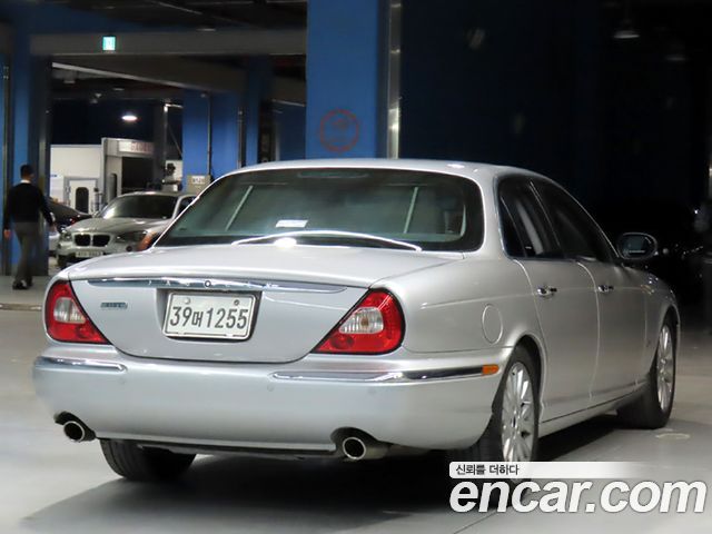 Jaguar XJ 2006 — photo 9