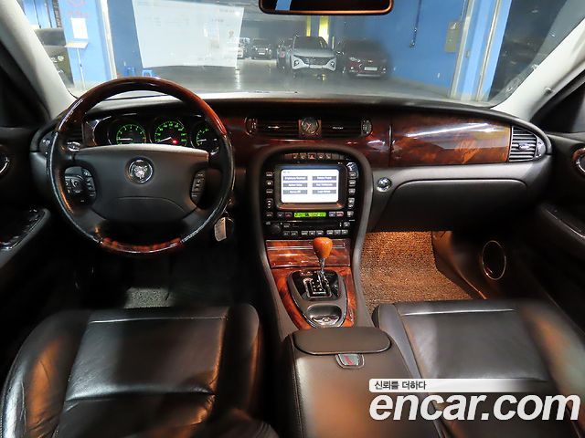 Jaguar XJ 2006 — photo 10