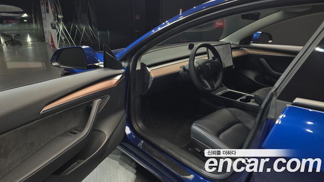 Tesla Model 3 2022 — photo 10
