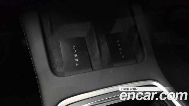 Tesla Model 3 2022 — photo 18