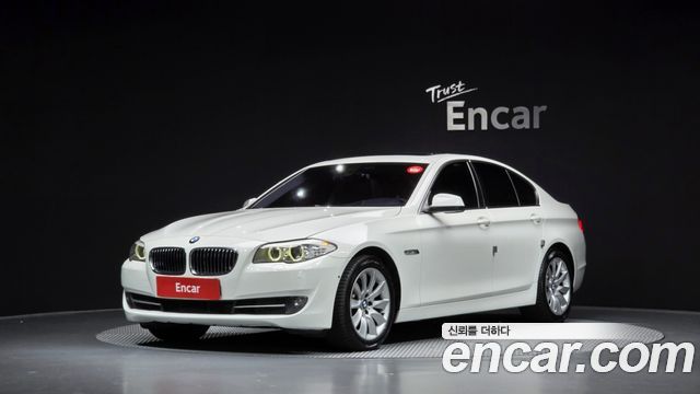 BMW 5-Series 2012 — photo 1