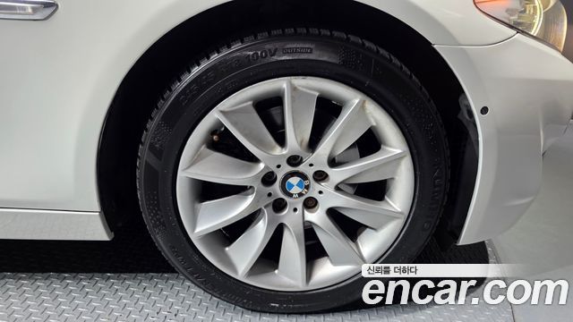 BMW 5-Series 2012 — photo 5