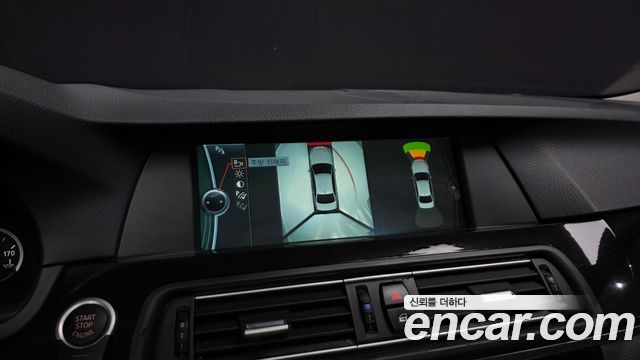 BMW 5-Series 2012 — photo 15