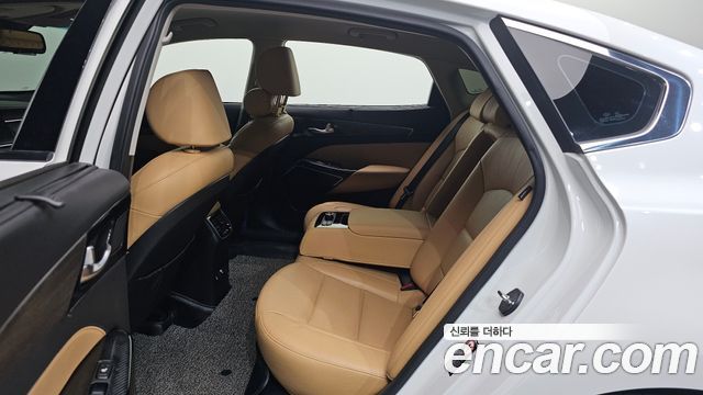 Kia K7 2020 — photo 11