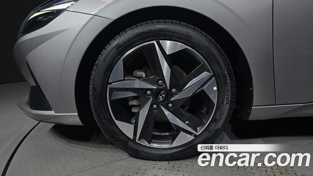 Hyundai AVANTE 2021 — photo 5