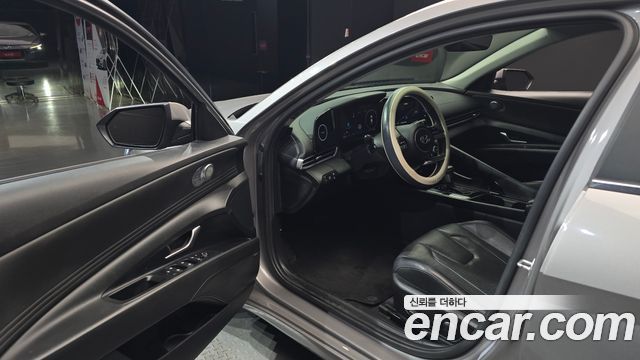 Hyundai AVANTE 2021 — photo 13