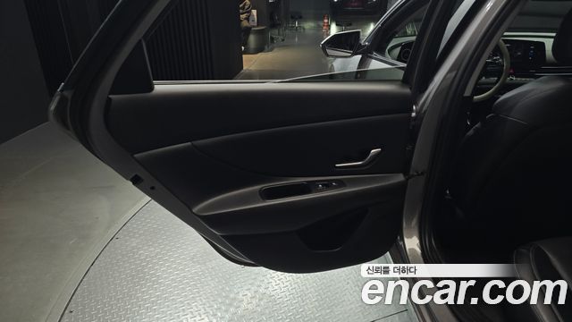 Hyundai AVANTE 2021 — photo 15