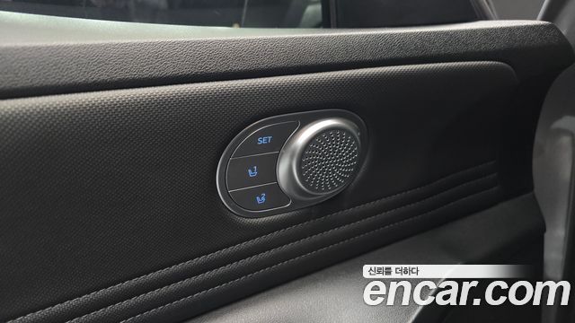 Hyundai AVANTE 2021 — photo 28