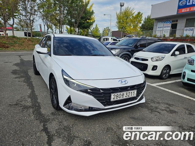 Hyundai AVANTE 2023 — photo 1