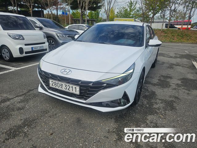 Hyundai AVANTE 2023 — photo 2