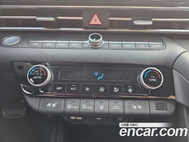Hyundai AVANTE 2023 — photo 11