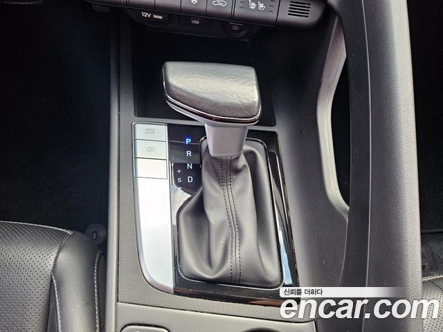 Hyundai AVANTE 2023 — photo 16