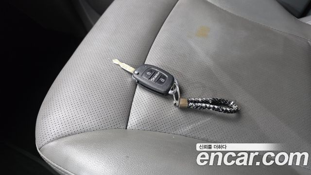 Hyundai Starex 2019 — photo 20