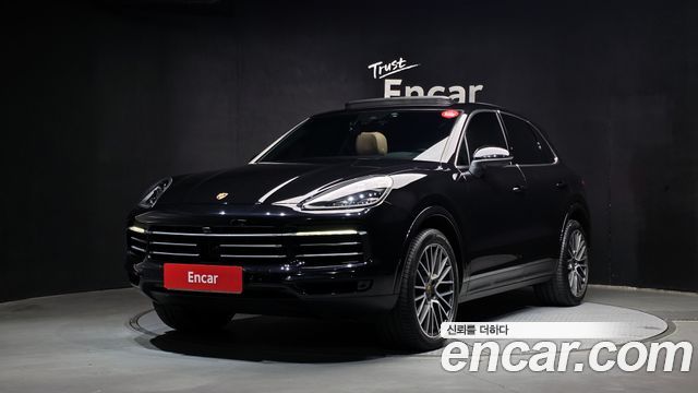 Porsche Cayenne 2019 — photo 1