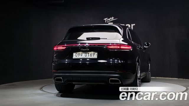 Porsche Cayenne 2019 — photo 4