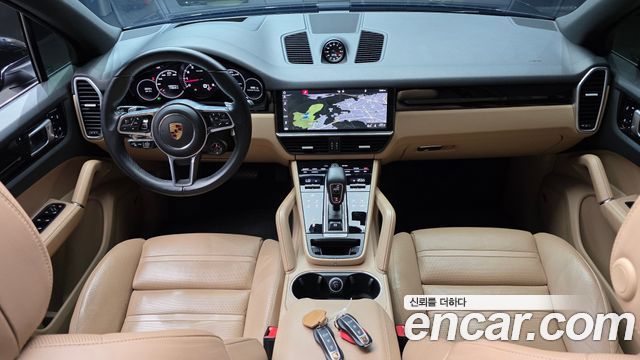 Porsche Cayenne 2019 — photo 10