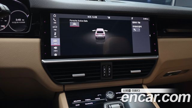 Porsche Cayenne 2019 — photo 20
