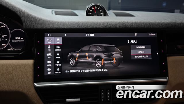 Porsche Cayenne 2019 — photo 22