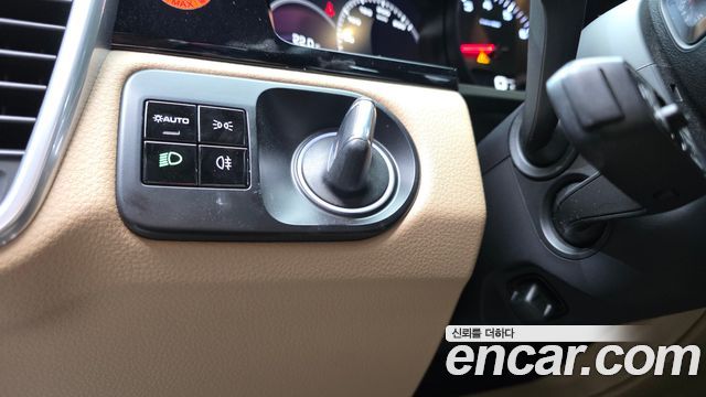 Porsche Cayenne 2019 — photo 25