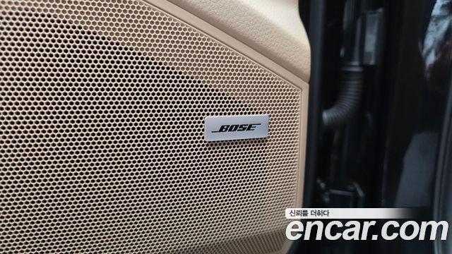 Porsche Cayenne 2019 — photo 27