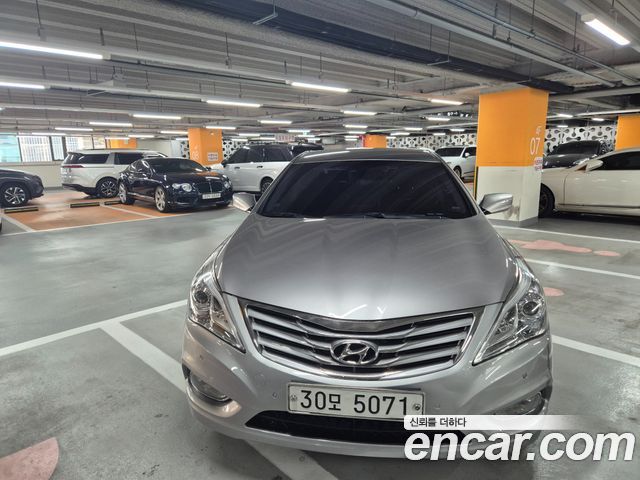 Hyundai Grandeur 2011 — photo 3