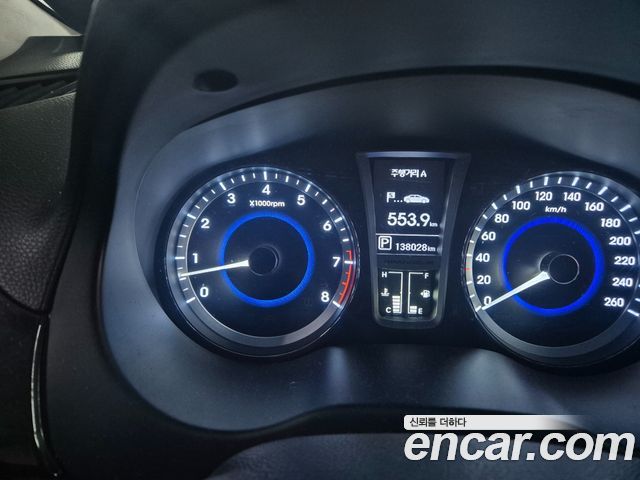 Hyundai Grandeur 2011 — photo 6