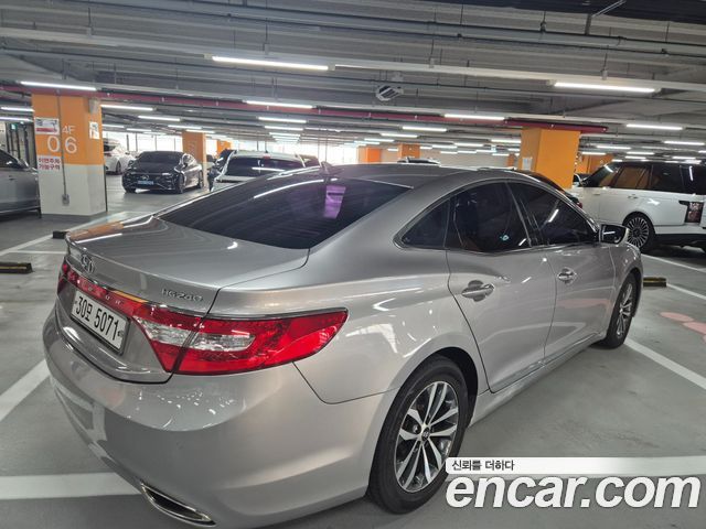 Hyundai Grandeur 2011 — photo 8