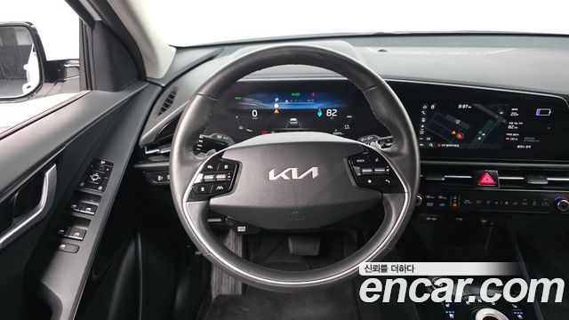 Kia Niro 2023 — photo 19