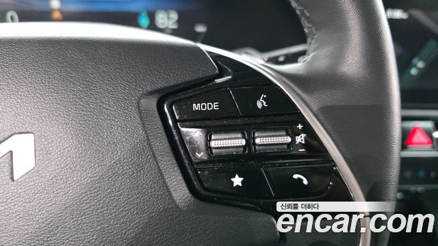 Kia Niro 2023 — photo 28