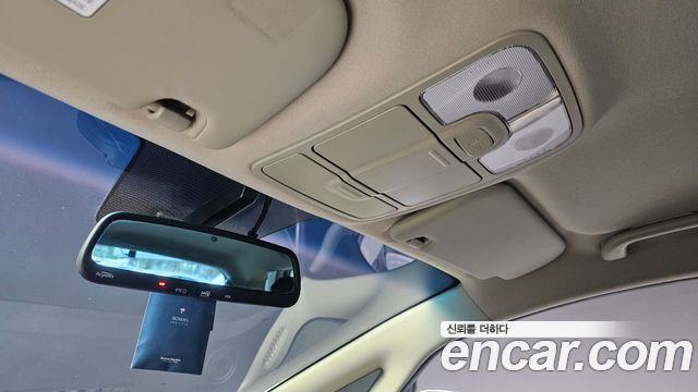 Kia Carens 2015 — photo 24