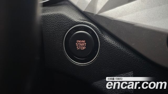 Kia Carens 2015 — photo 28
