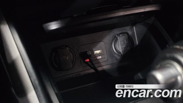 Kia Carens 2015 — photo 33