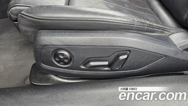 Audi A5 2021 — photo 32