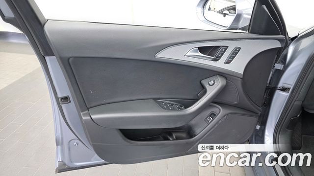 Audi A6 2018 — photo 14