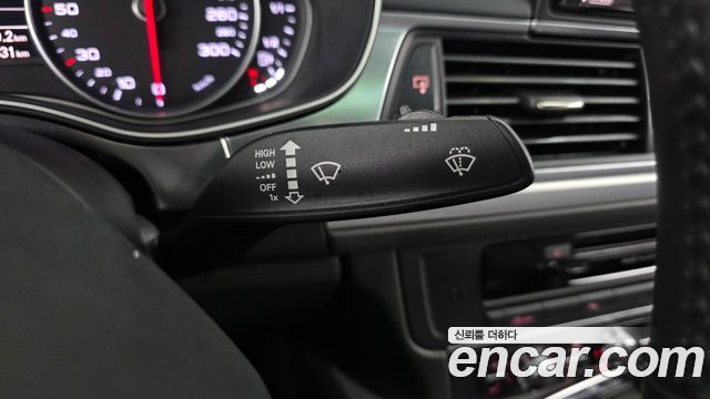 Audi A6 2018 — photo 30