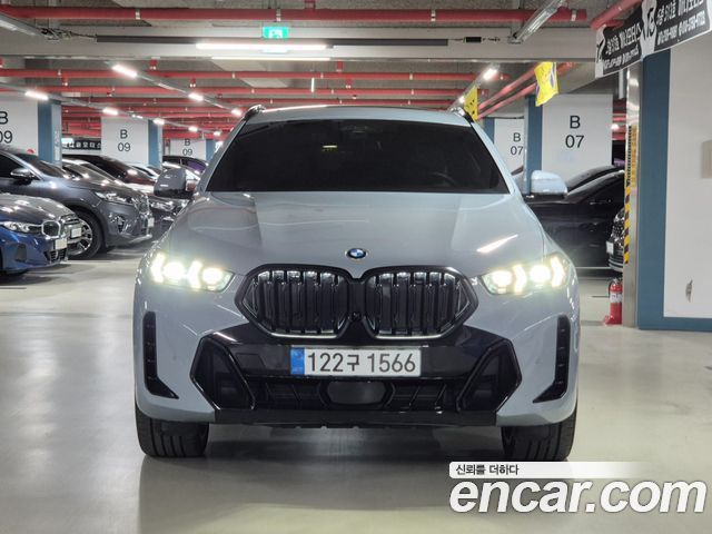 BMW X6 2026 — photo 1