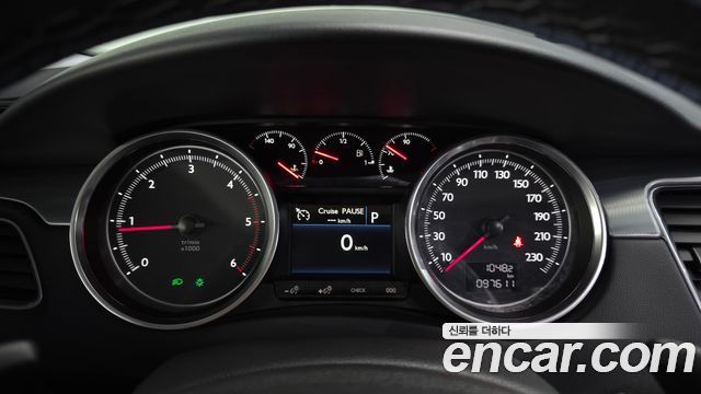 Peugeot 508 2017 — photo 8