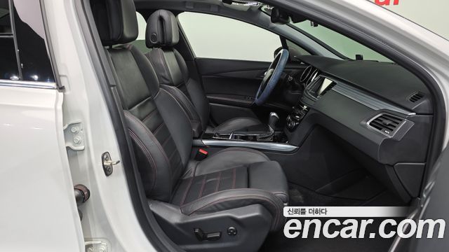 Peugeot 508 2017 — photo 11