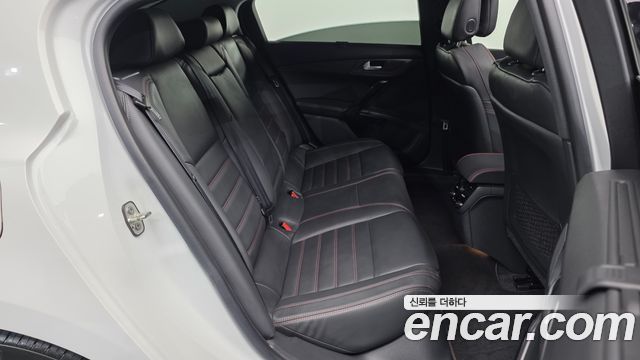 Peugeot 508 2017 — photo 12