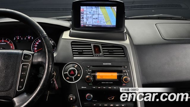 KG Mobility KORANDO 2014 — photo 14