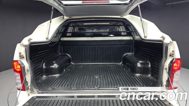 KG Mobility KORANDO 2014 — photo 20